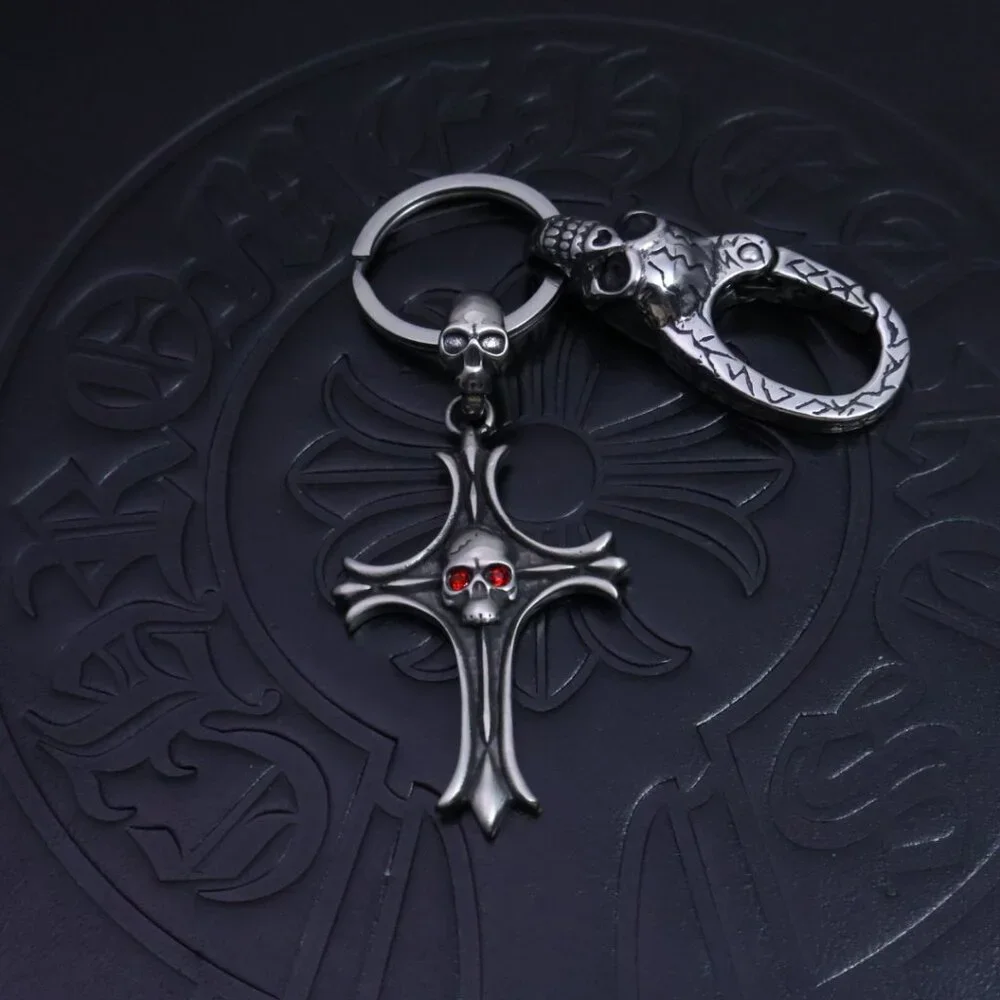 𝐂𝐡𝐫𝐨𝐦𝐞 𝐡𝐞𝐚𝐫𝐭 keychain pendant - Picture 7 of 8